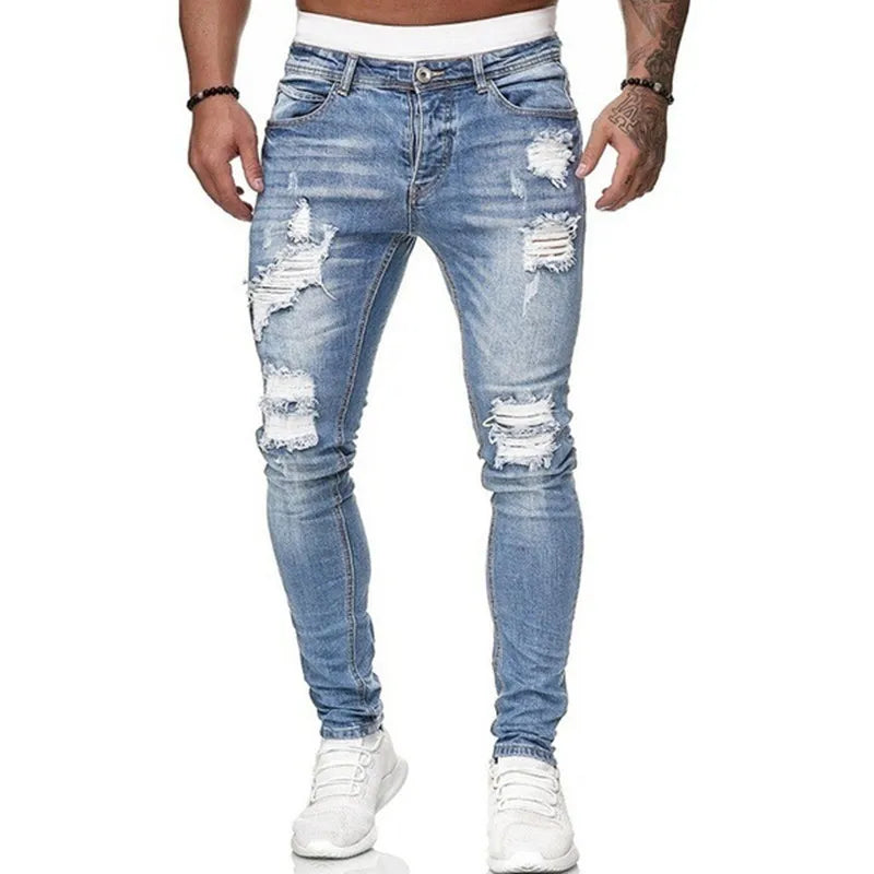 Pantalons détruits